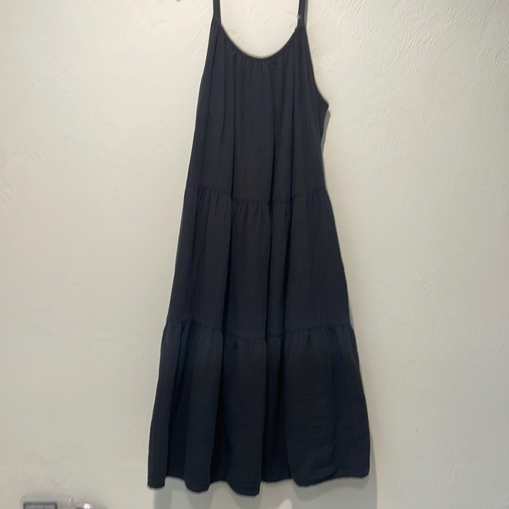 universal threads (target brand) dress never worn with no tags
